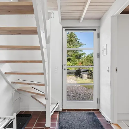 1184 Feriehus *